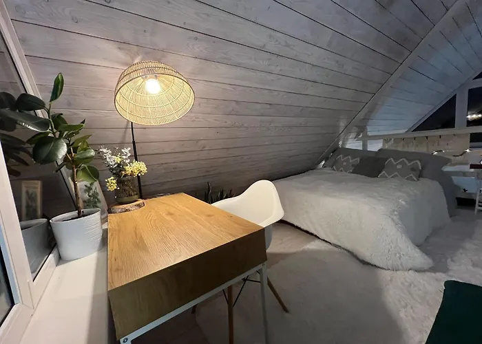 Izbicki Zakatek- Izbica Nad Jeziorem Lebsko *